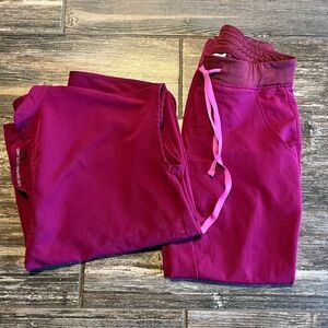 Magenta Figs Scrubs- Rafaela oversized top and high waisted joggers- XS/S